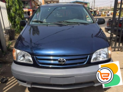 Direct tokunbo Toyota sienna for sale