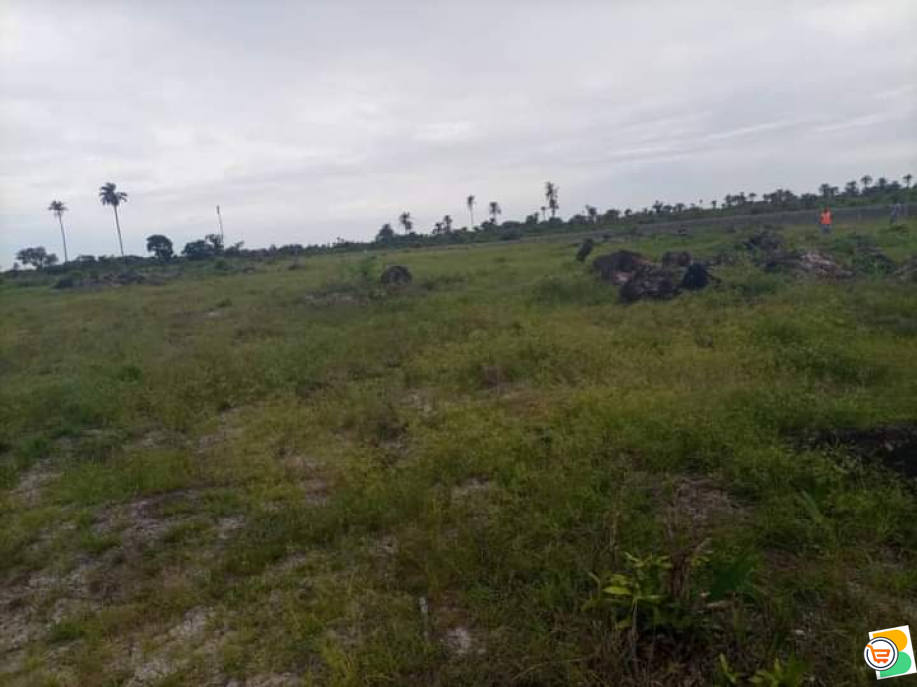 Land available off lasu Ojo road iba